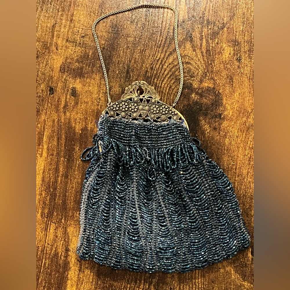 π₯π₯ HOST PICK π₯π₯ Art Nouveau Edwardian Midnight Blue Glass Beaded Handbag